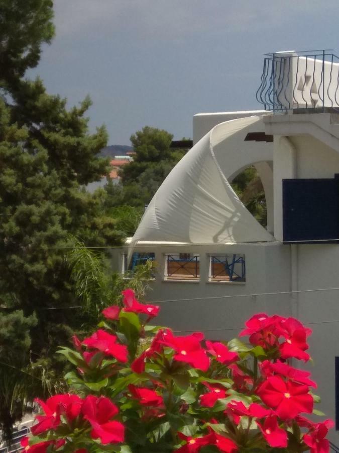 Apartamento Iliahtida Chalkís Exterior foto